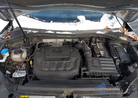 2020 Volkswagen Tiguan 2.0T Se/2.0T Se R-Line Black/2.0T Sel z USA, uszkodzony, nr VIN 3VV2B7AXXLM065092